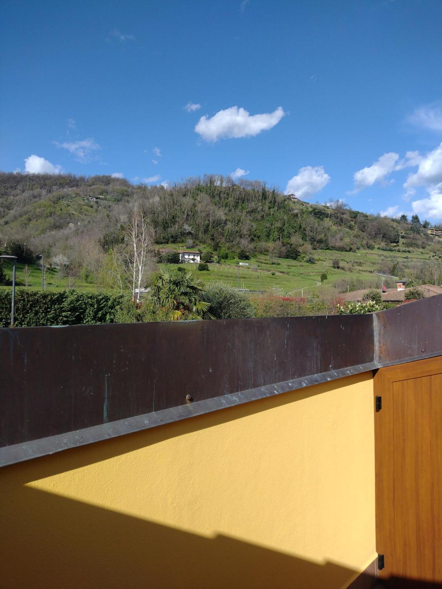 Mansarda Di Masha Apartman Villongo SantʼAlessandro Kültér fotó
